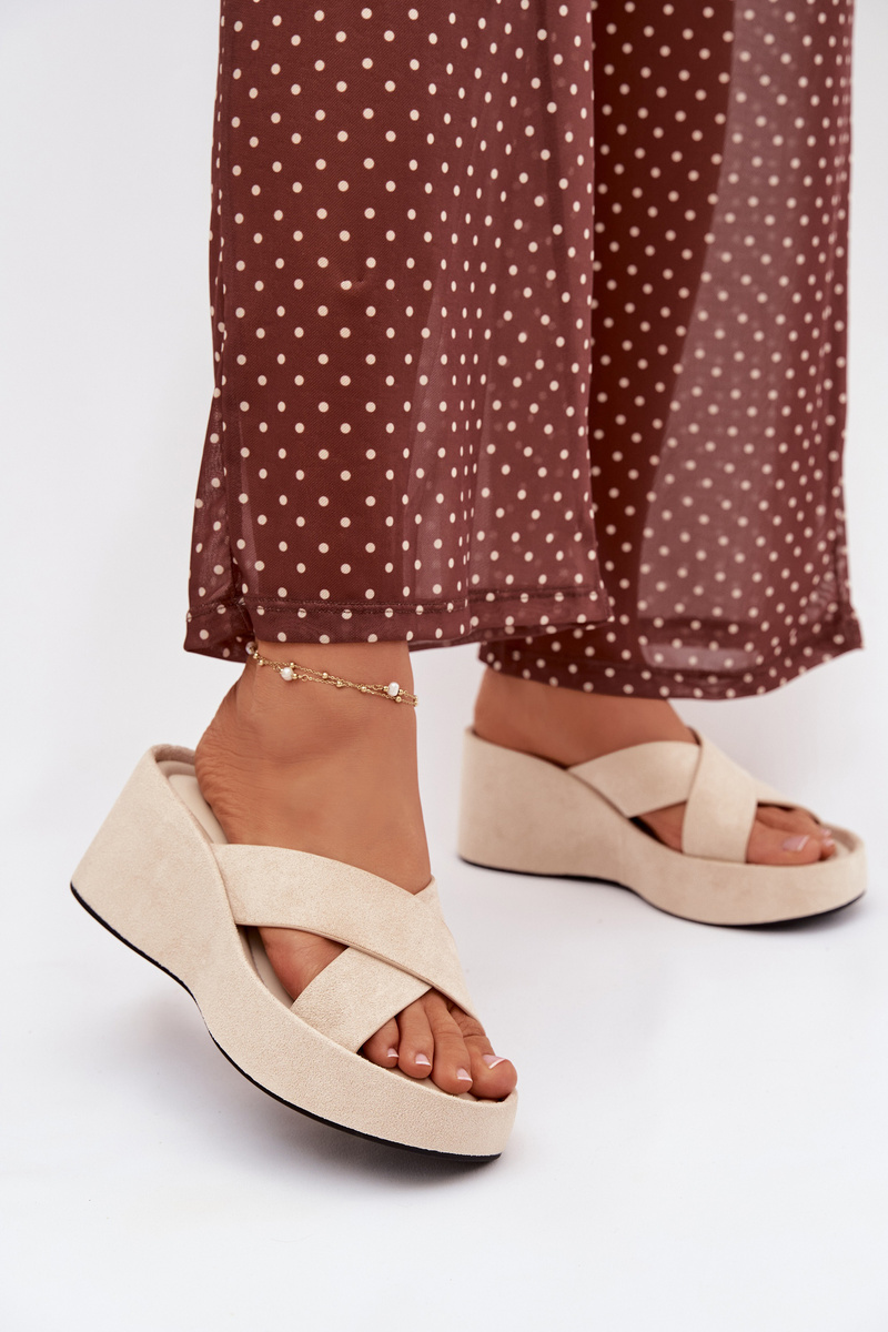 Boto Дамски чехли на платформа от еко велур бежови Calorine