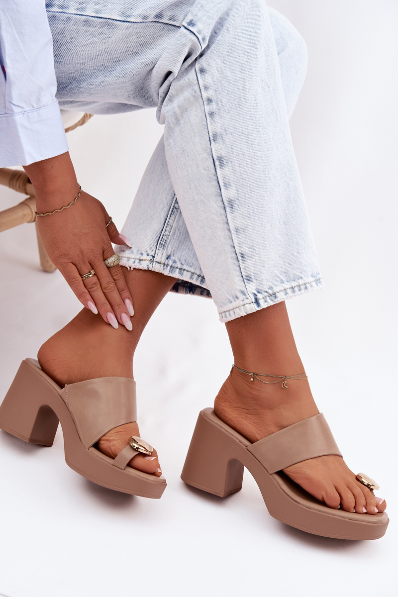 Дамски чехли Sinora с блоков ток