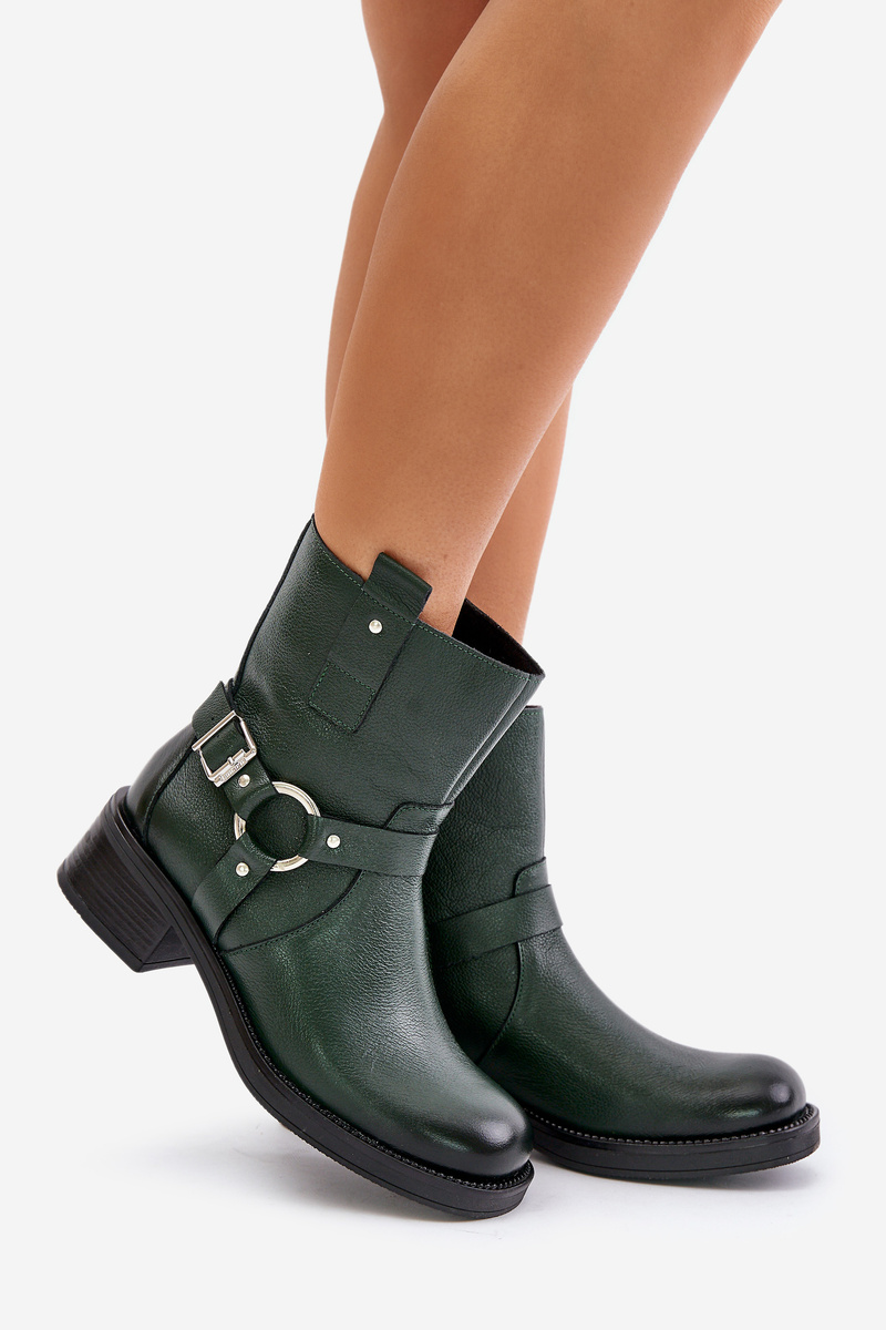 Zazoo Leather ankle boots on a low heel insulated dark green