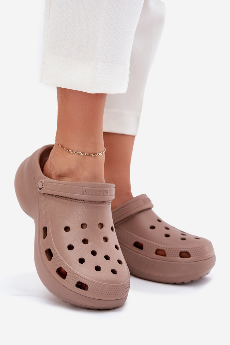 BIG STAR SHOES Dámske Pěnové Sandále Na Masívnej Podošve Big Star