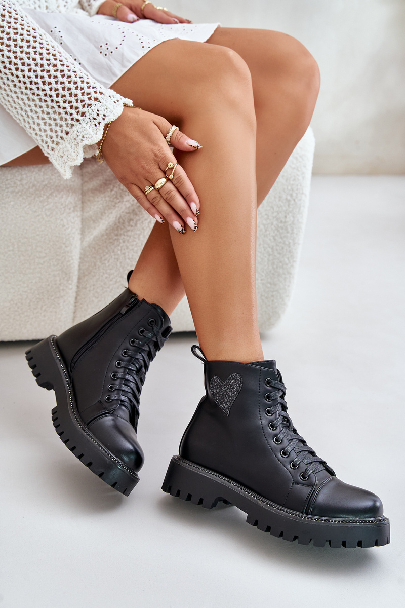 Women's zip-up ankle boots with a decorative heart black Obeena