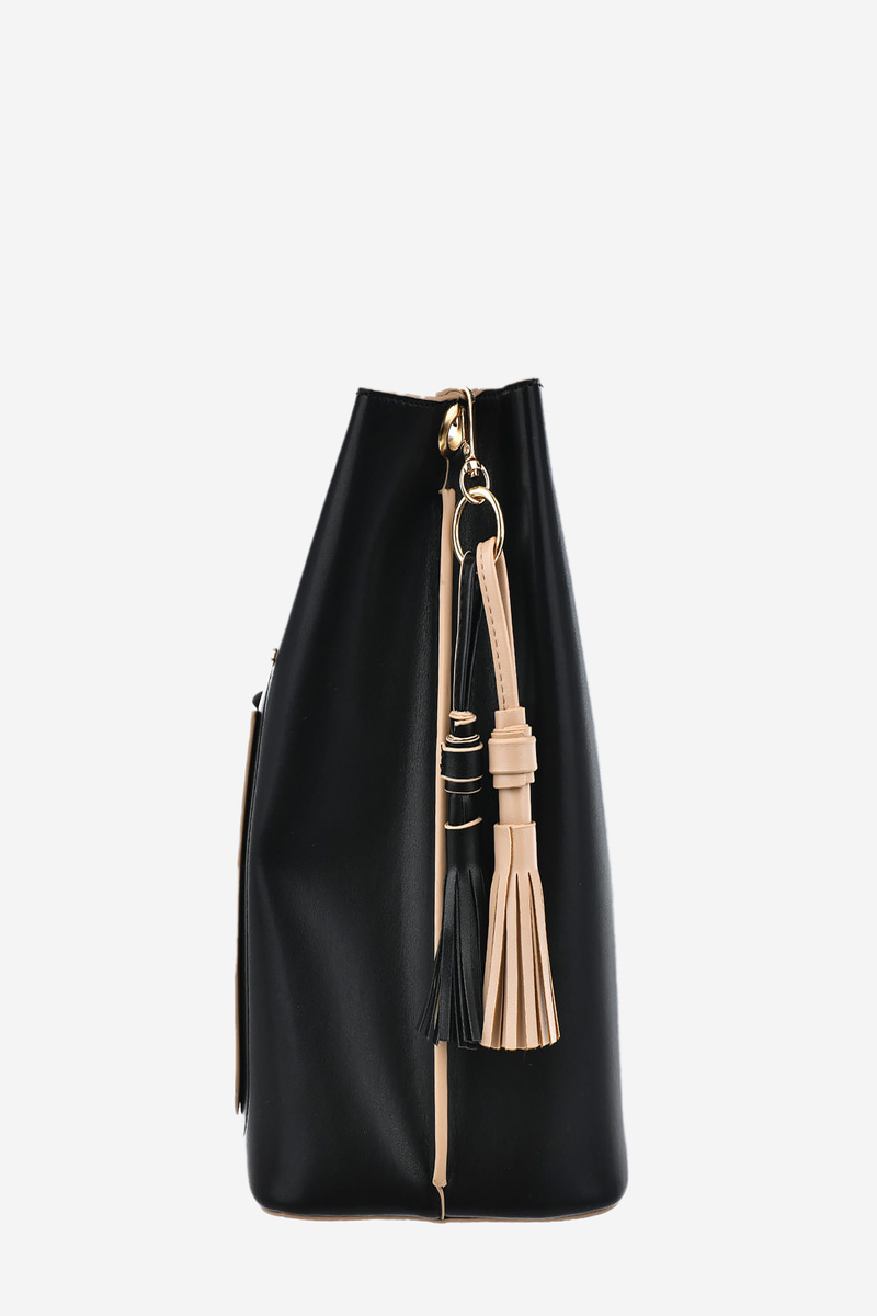 Women&#039;s handbag made of eco leather Big Star black