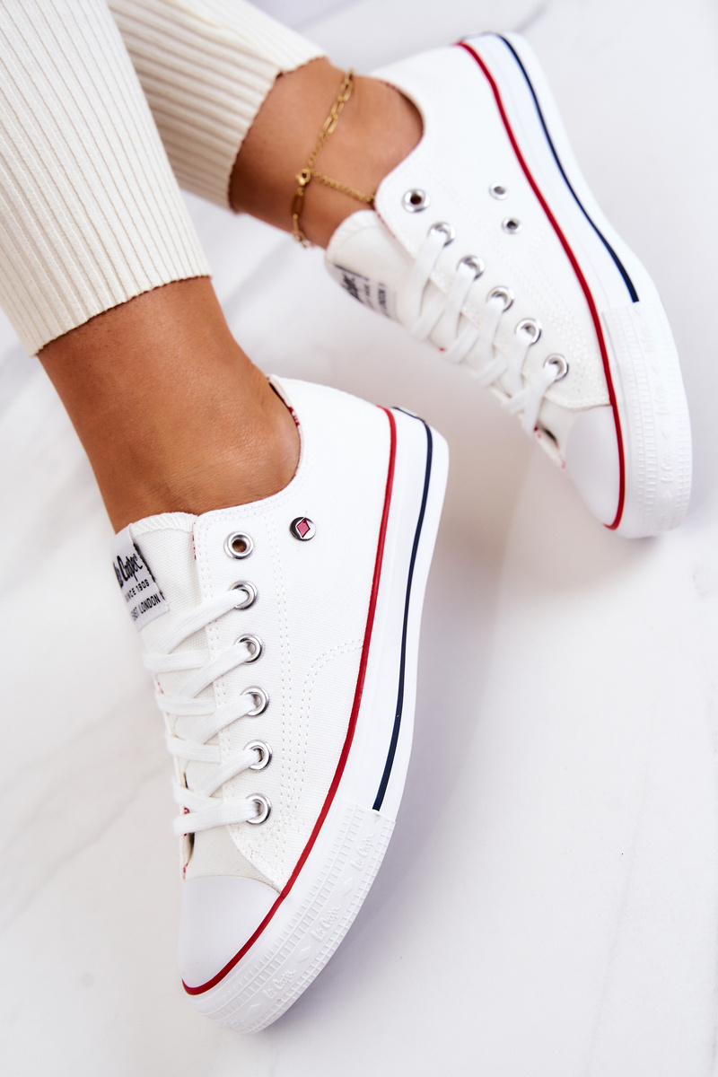 Tenisi dama, Kesi Lee Cooper