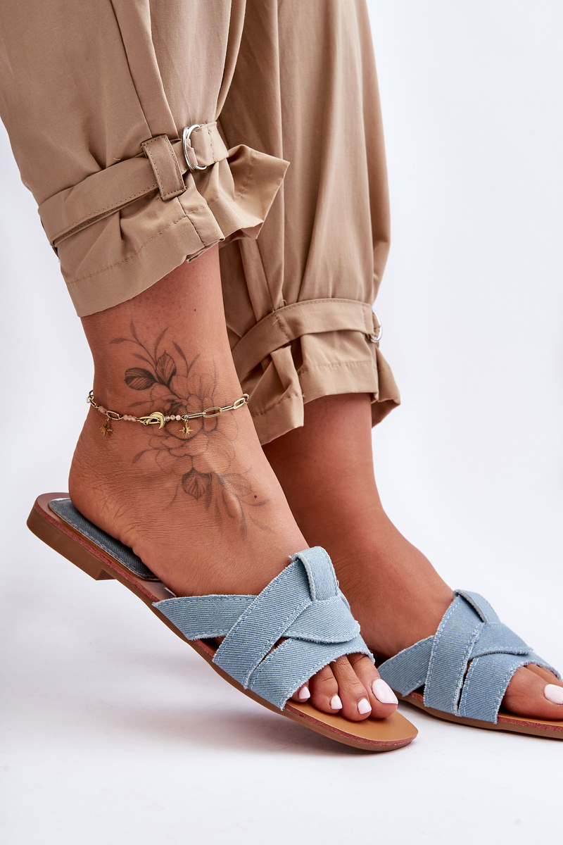 Women&#039;s material sandals light blue Aversa