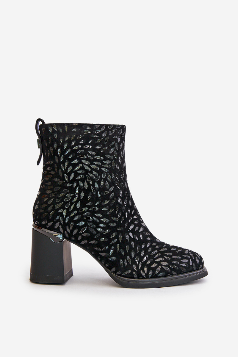 Suede ankle boots on a heel with decorative embossing D&A black
