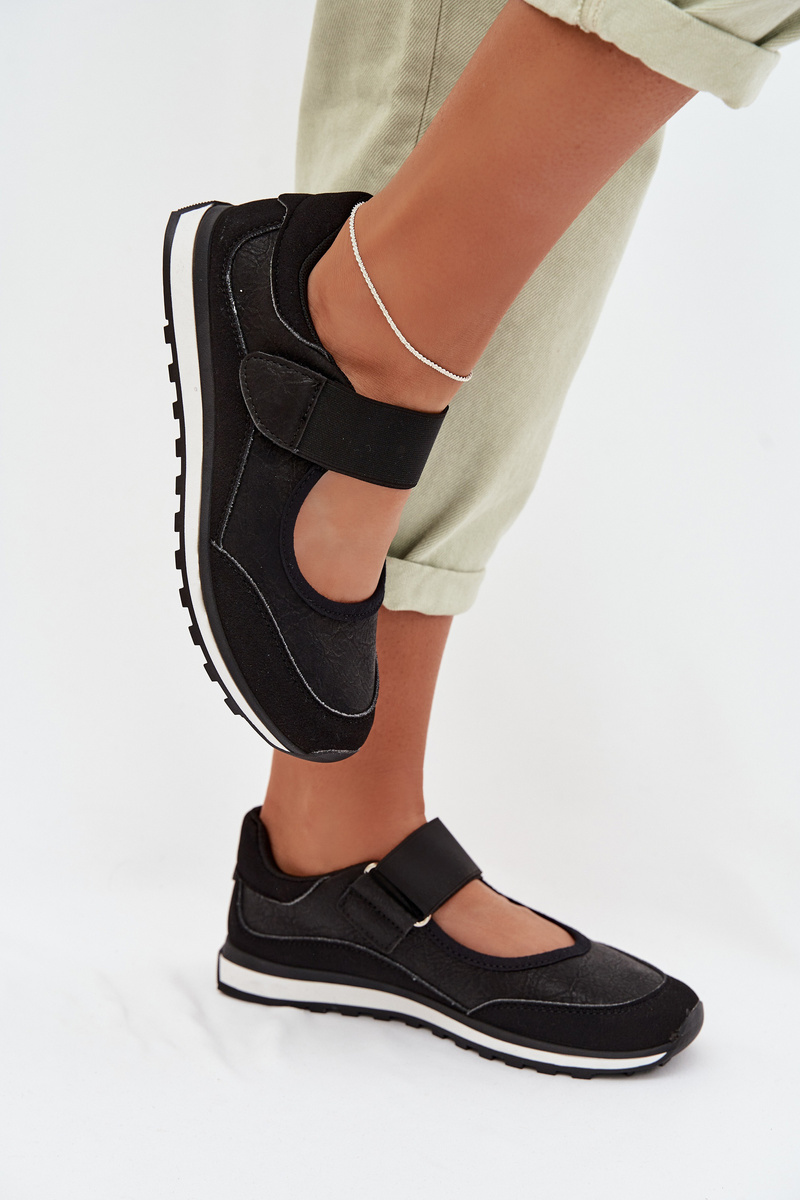 Дамски спортни маратонки с велкро EVENTO