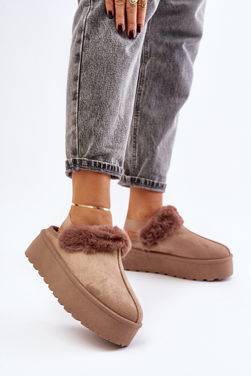 Women&#039;s platform slippers with fur dark beige Linaris