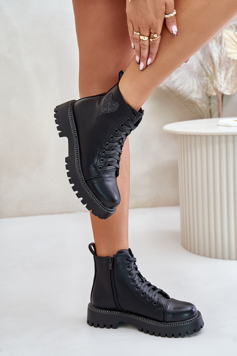 Women's zip-up ankle boots with a decorative heart black Obeena