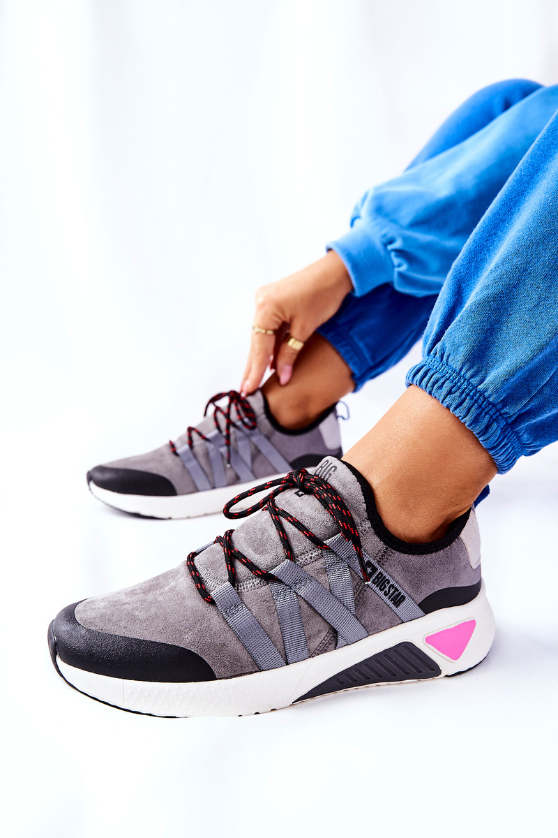 Adidasi dama, BIG STAR SHOES