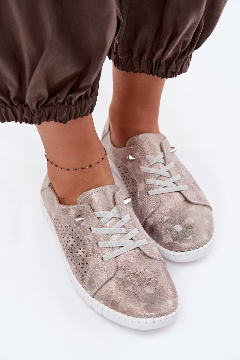 Дамски велурени мокасини Evento бежово-златисти