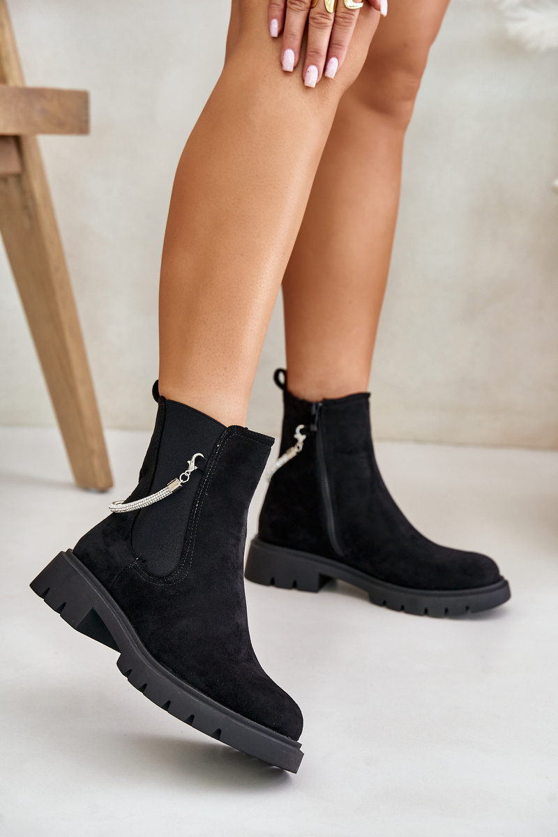Insulated ankle boots with zipper with decorative strap black Labenne