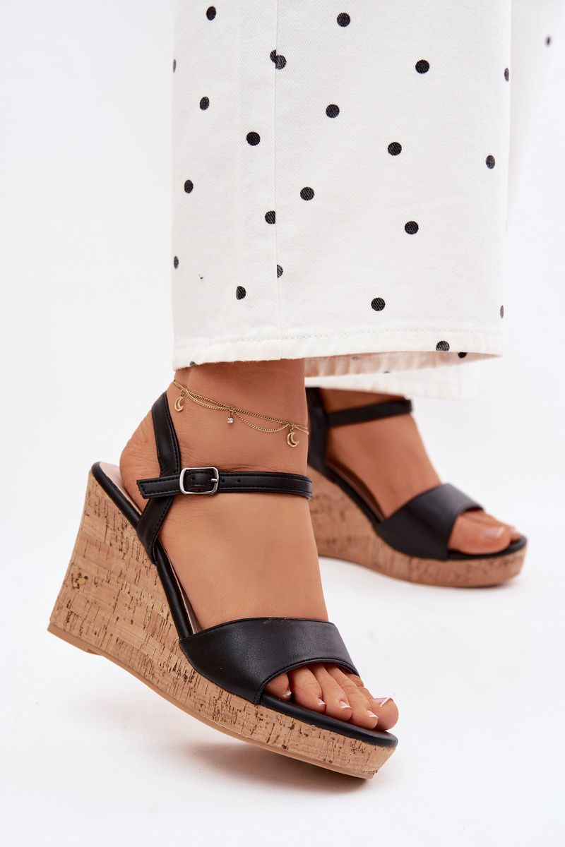 Дамски сандали на платформа Clarabella черни