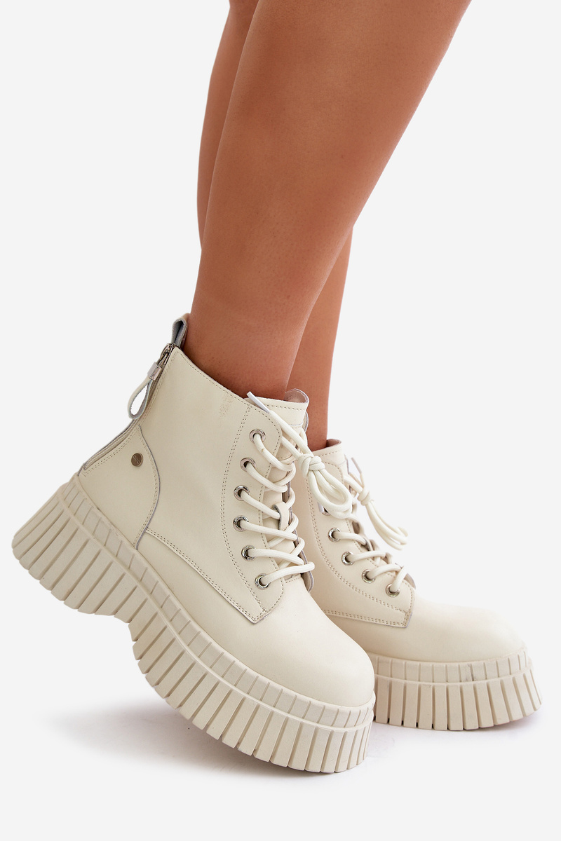 Insulated Leather Ankle Boots on a Solid Sole GOE Light Beige