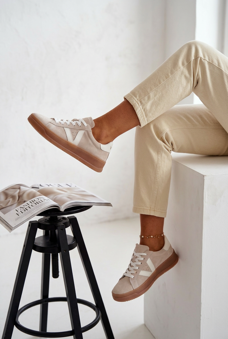 Дамски маратонки Vinceza бежови