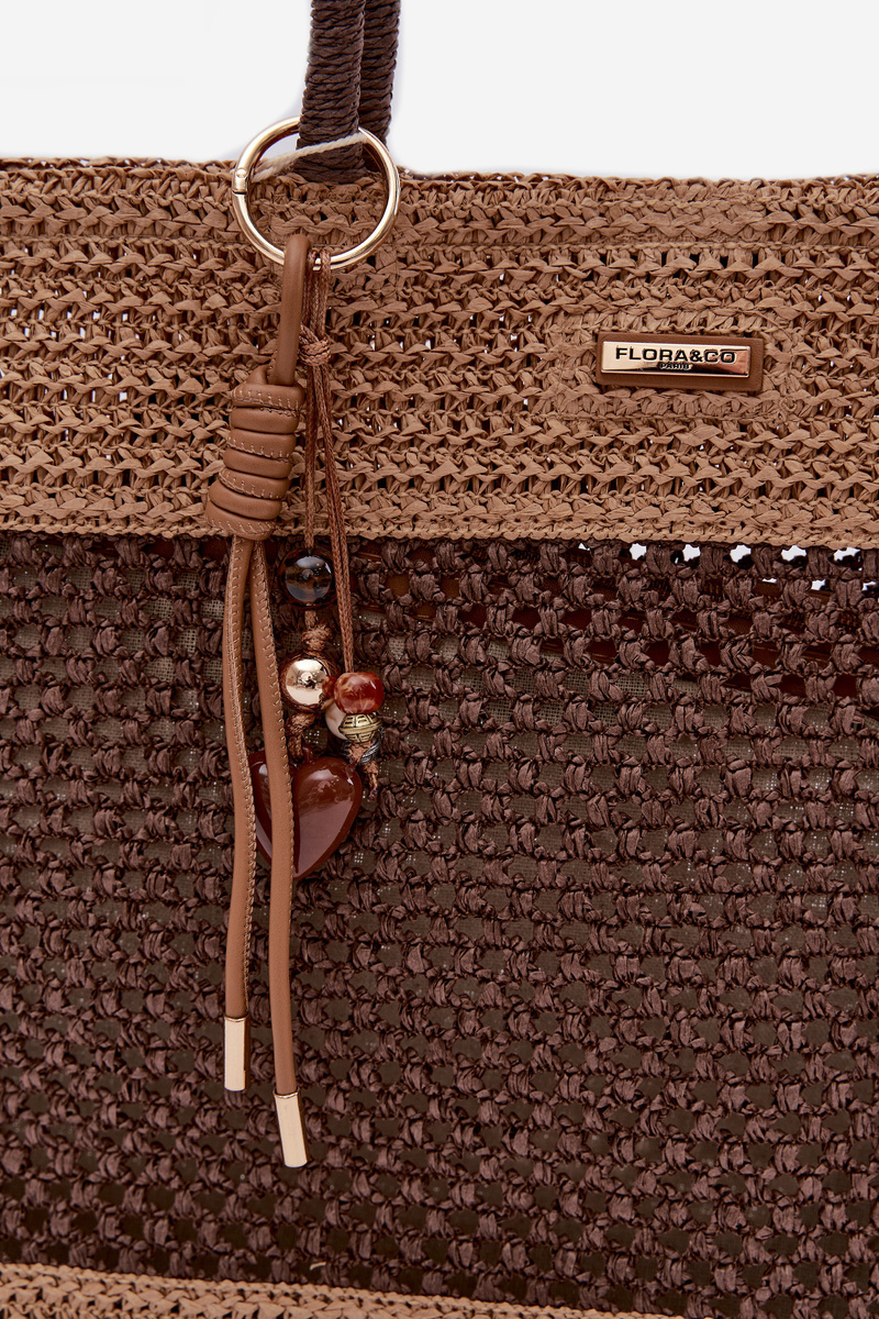 Flora&Co hnedá pletená shopper taška s príveskom