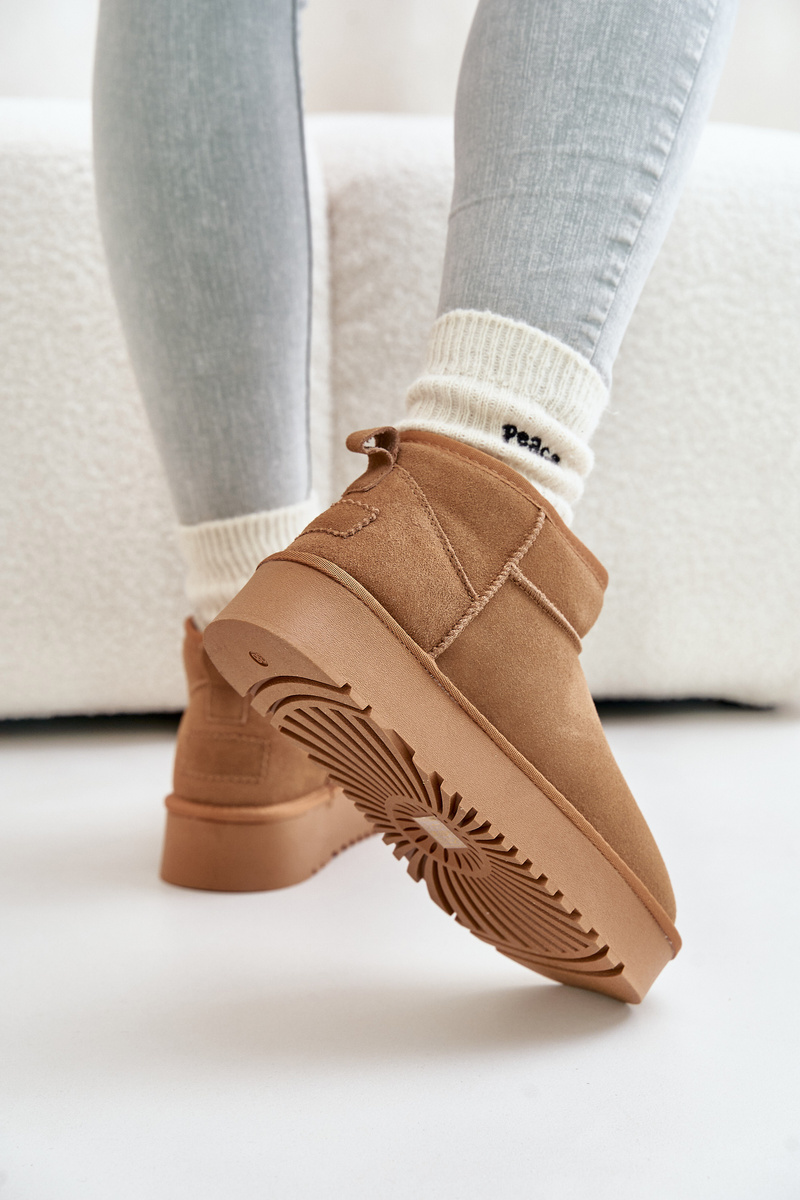 Leather suede snow boots on the Camel Nereviana platform