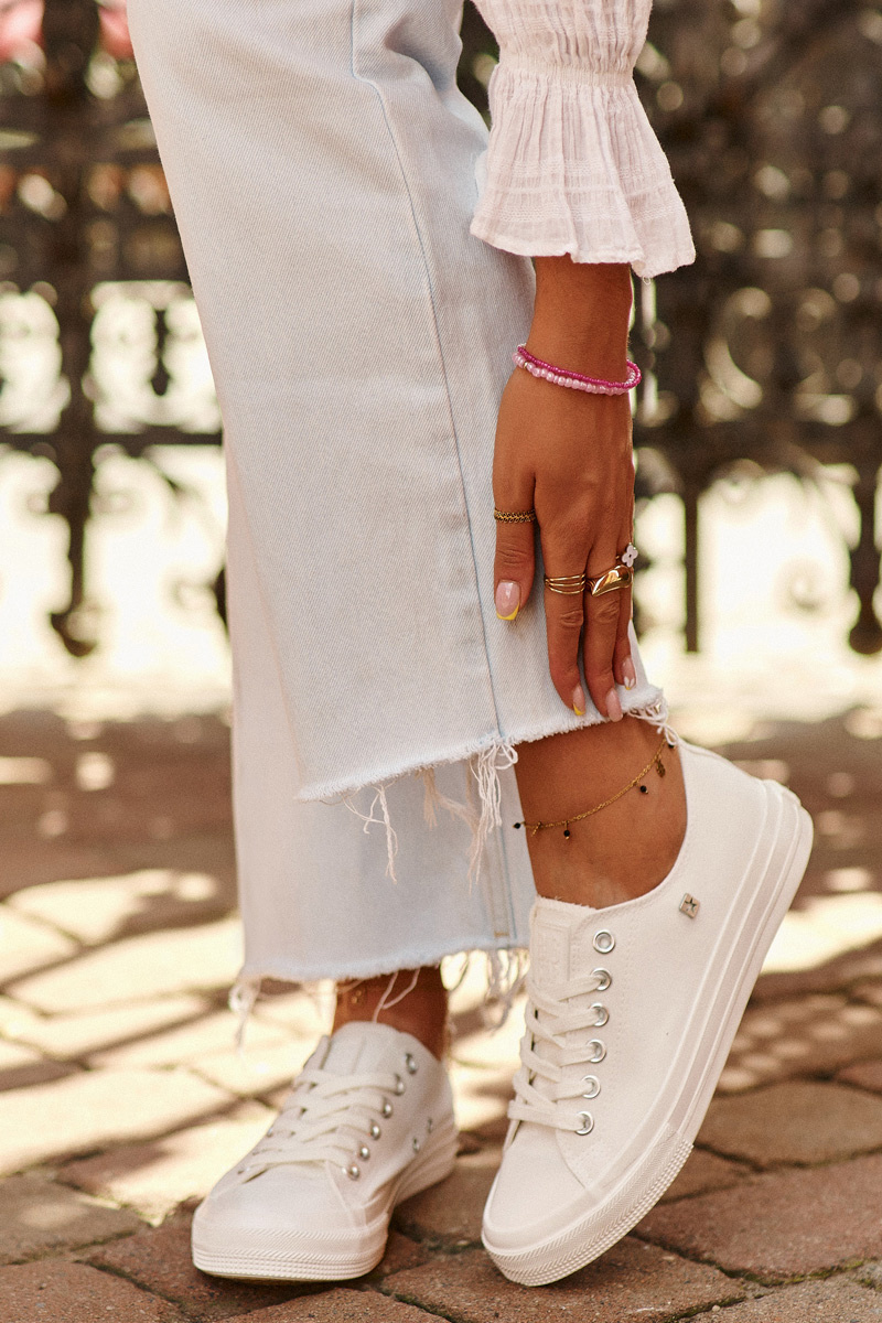 Tenisi dama, BIG STAR SHOES