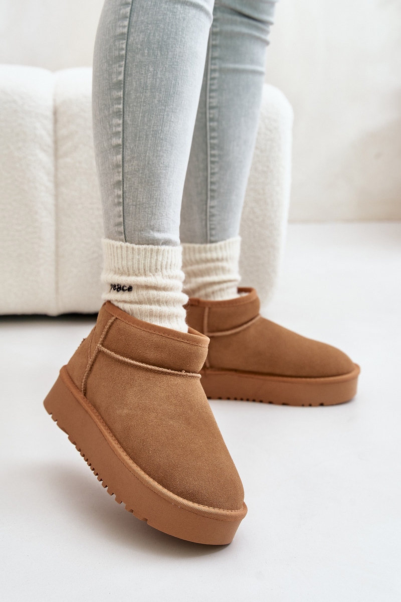 Leather suede snow boots on the Camel Nereviana platform