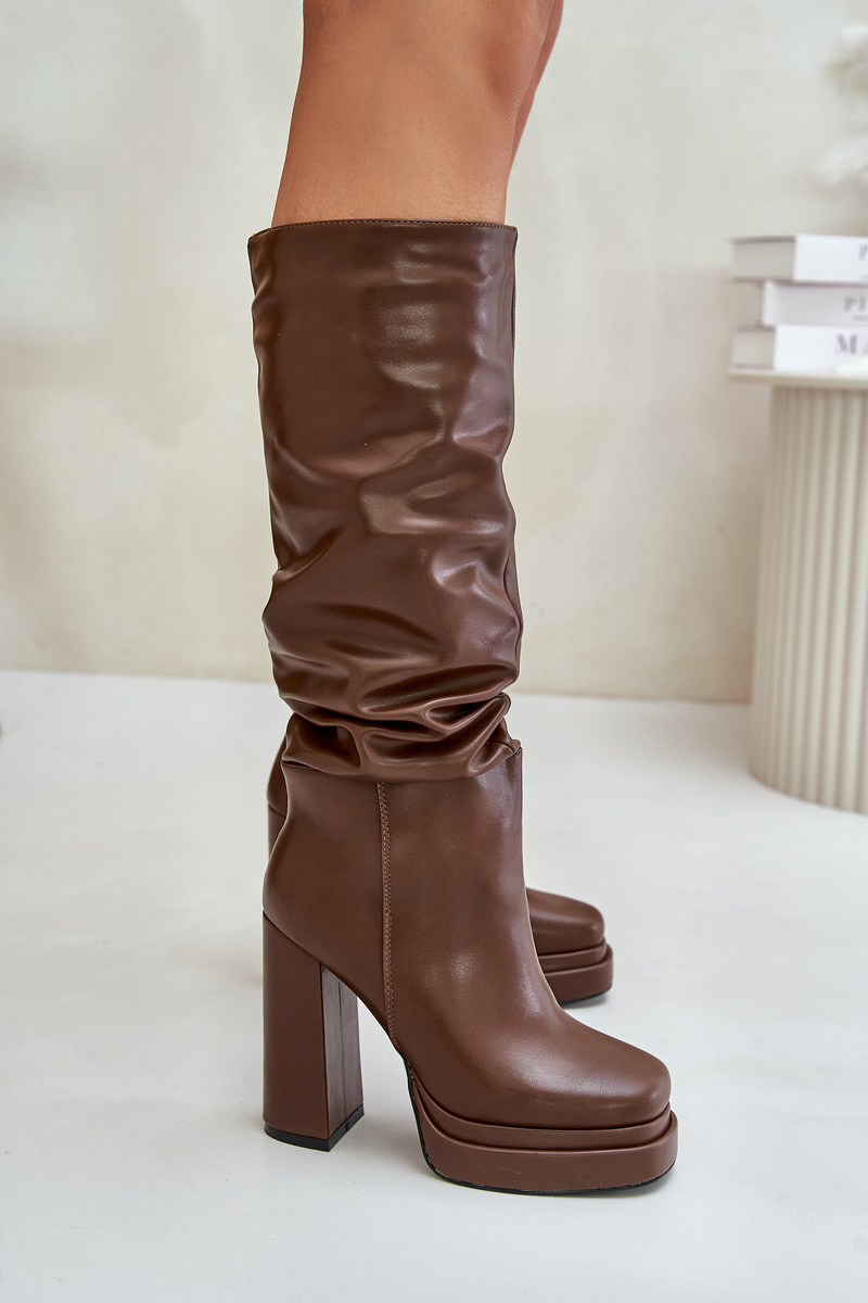 Slip-on boots with heel and platform with ruching insulated brown Beridra