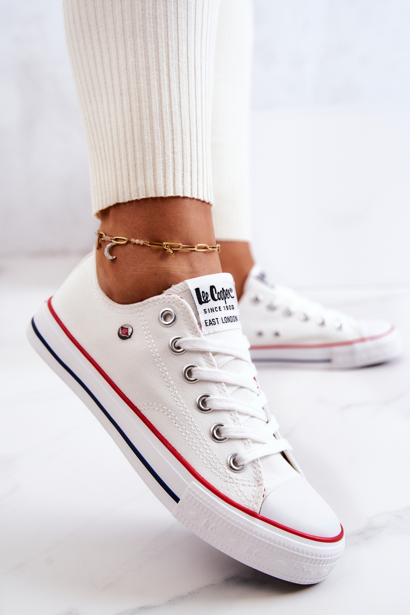 Tenisi dama, Kesi Lee Cooper