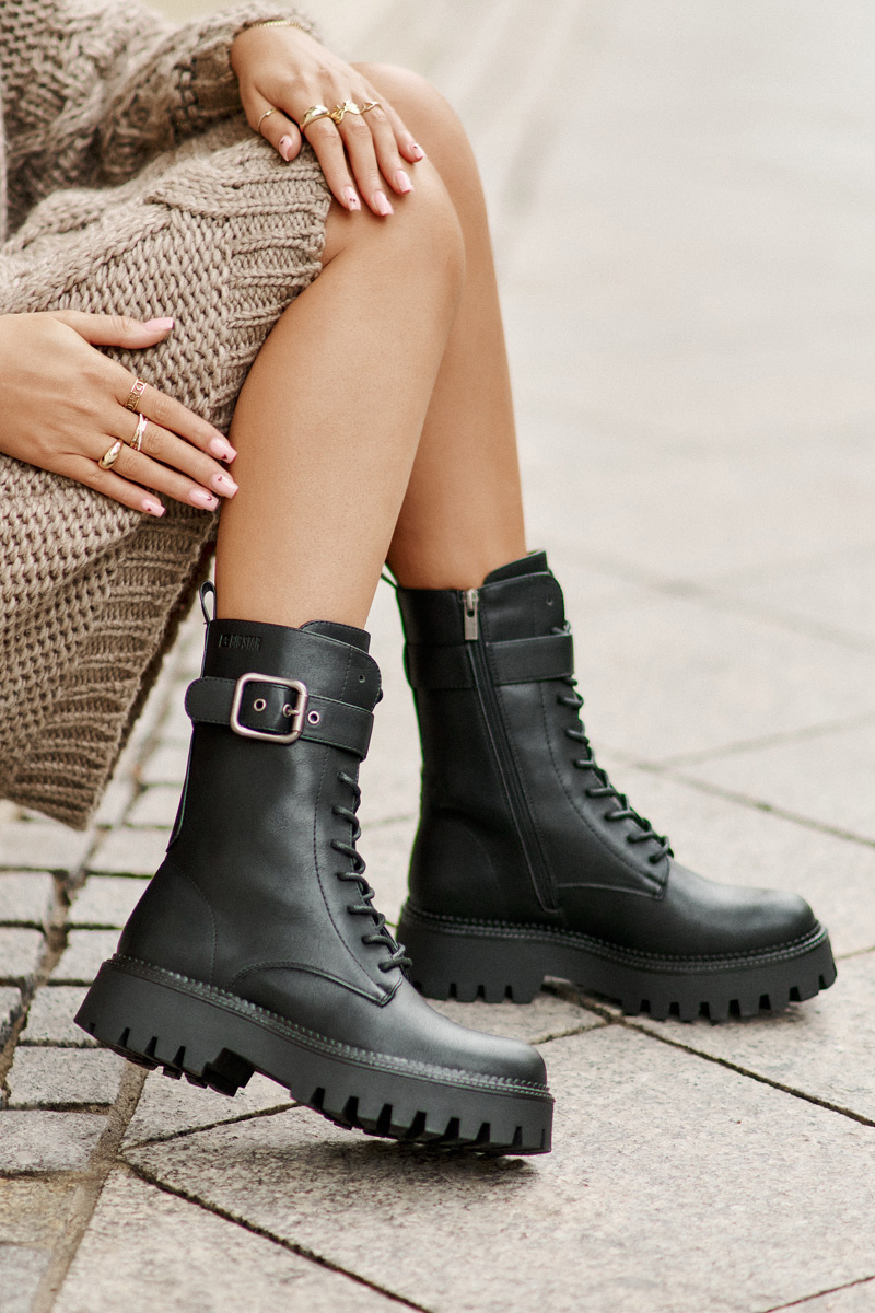 Insulated ankle boots workers with buckle Big Star black