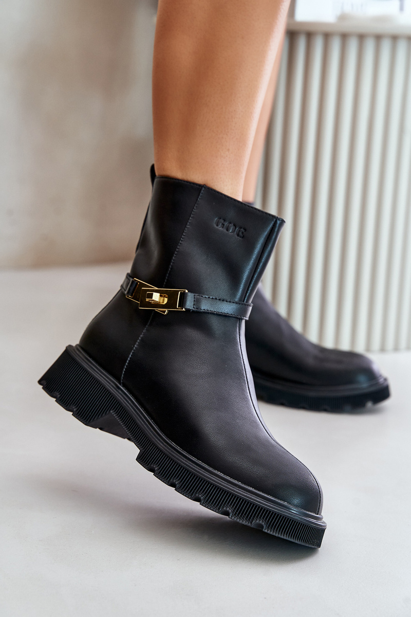 Leather women's ankle boots with strap insulated GOE black