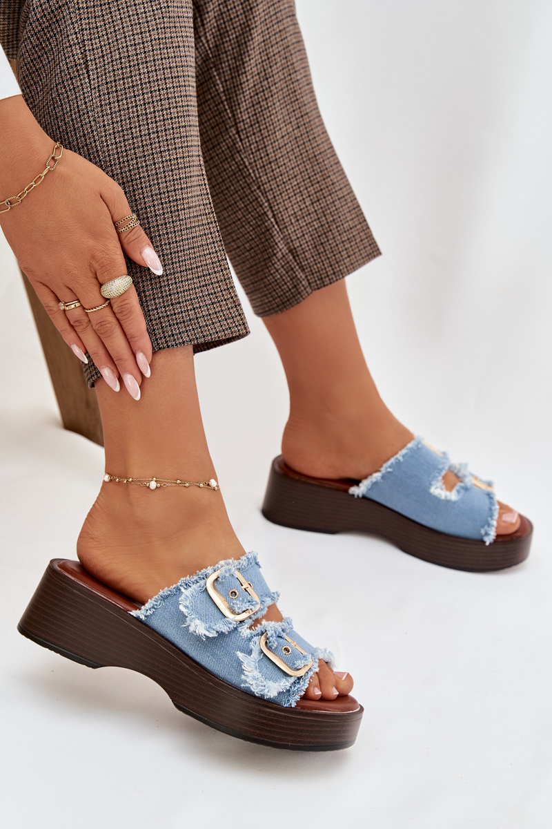 Dámské platformové pantofle s přezkami