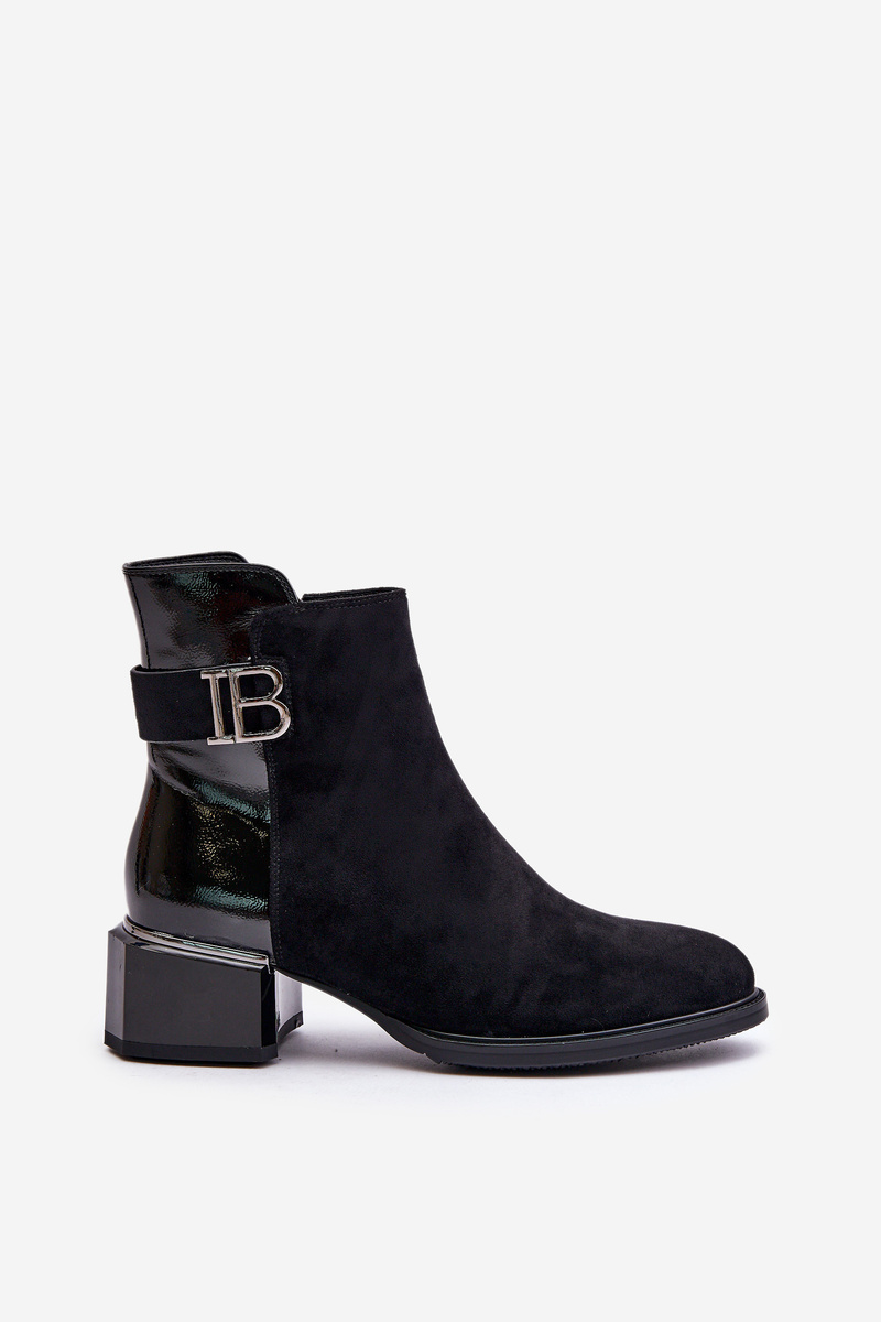 Elegant ankle boots with heels insulated black