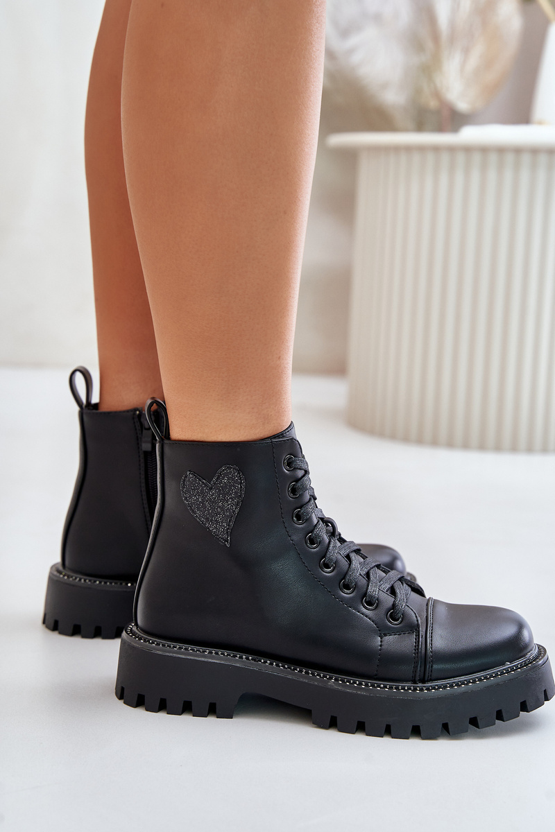 Women's zip-up ankle boots with a decorative heart black Obeena