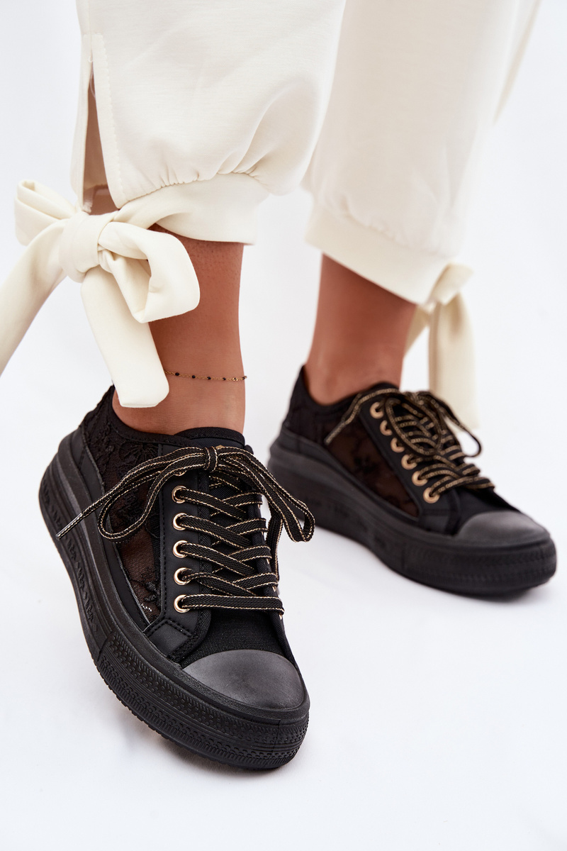 Дамски маратонки с връзки на платформа Lee Cooper