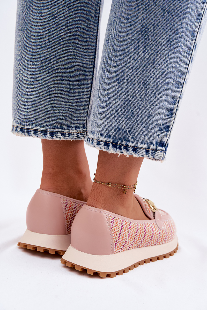 Dámske slip-on tenisky s zlatým detailom GOE