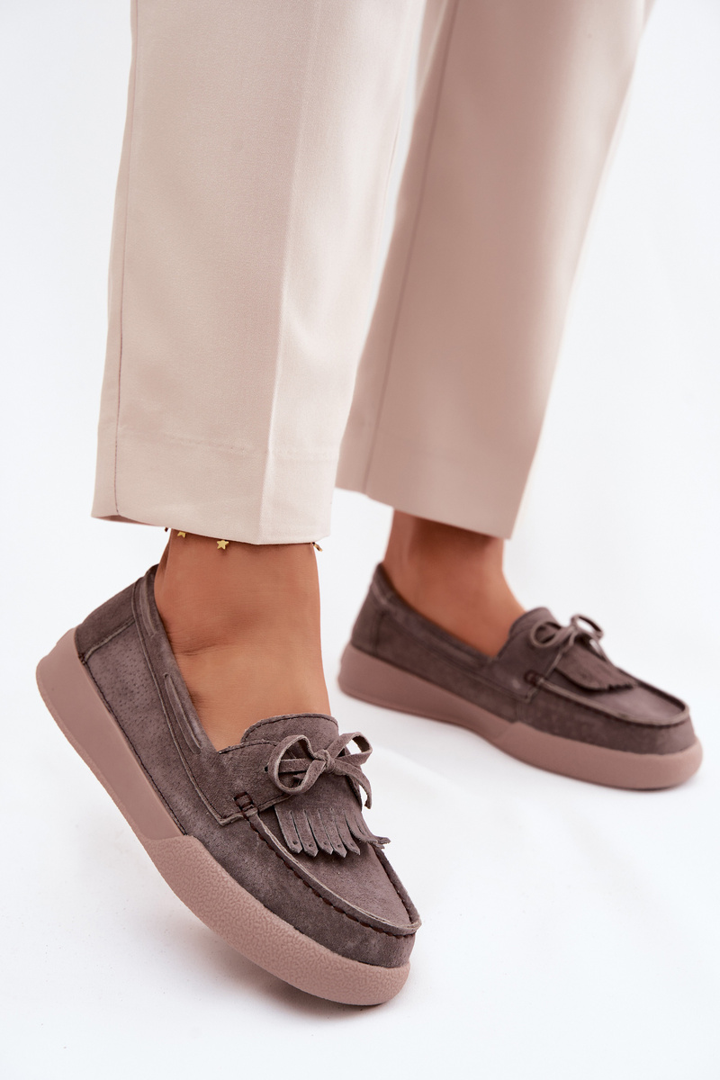 Mocasini de damă din piele întoarsă cu fundă și ciucuri