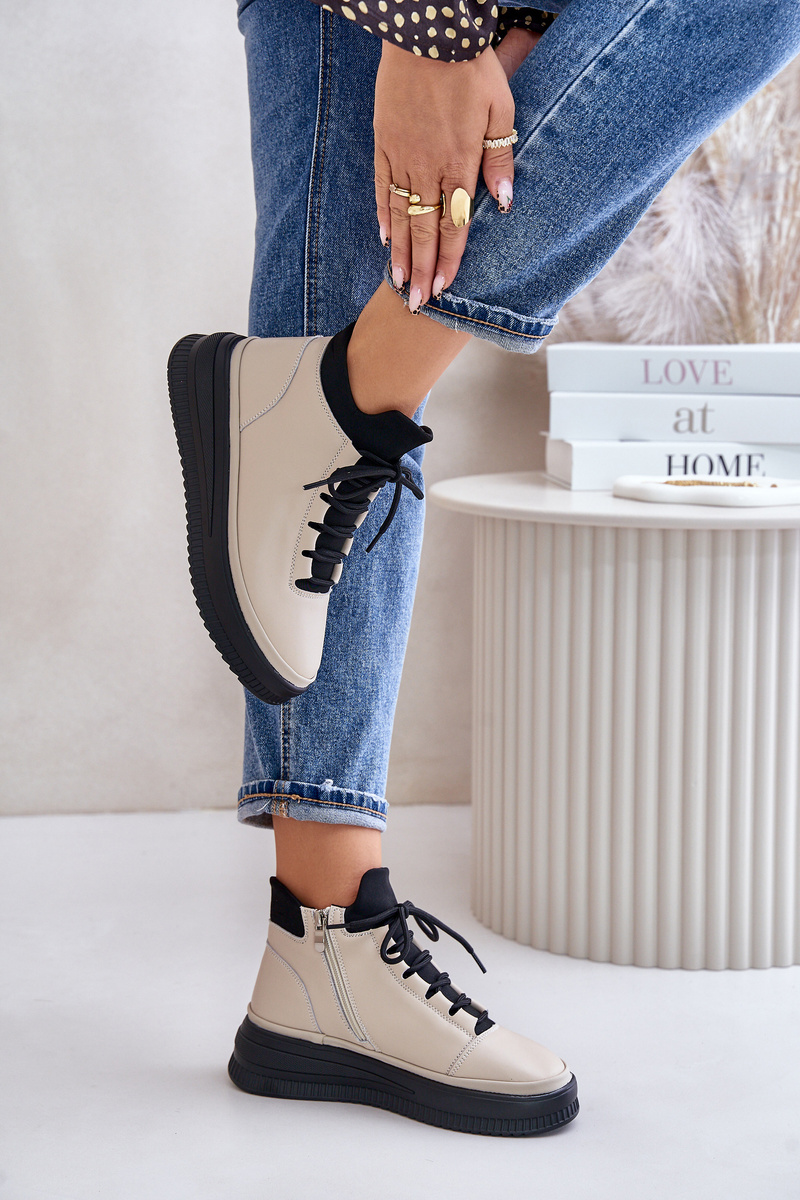 Lightweight leather sports shoes on platform Artiker beige