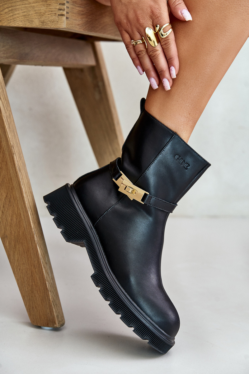 Leather women's ankle boots with strap insulated GOE black