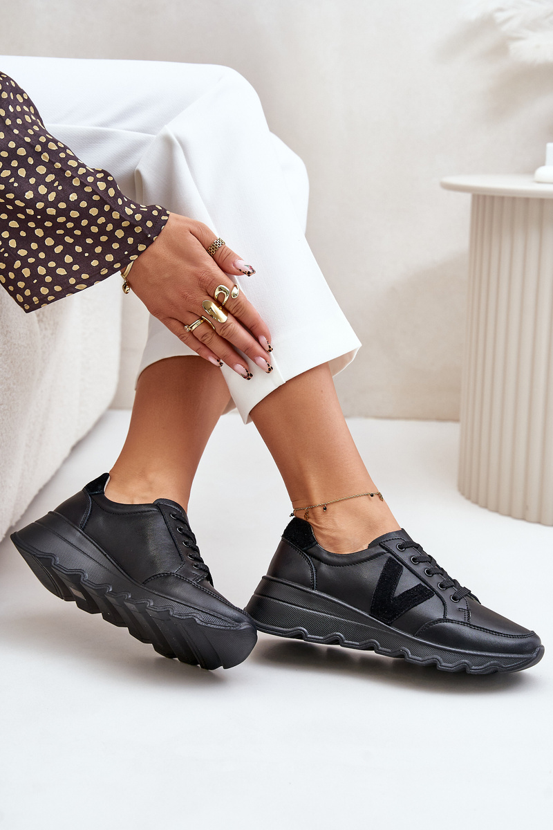 Leather women's sports shoes Vinceza black