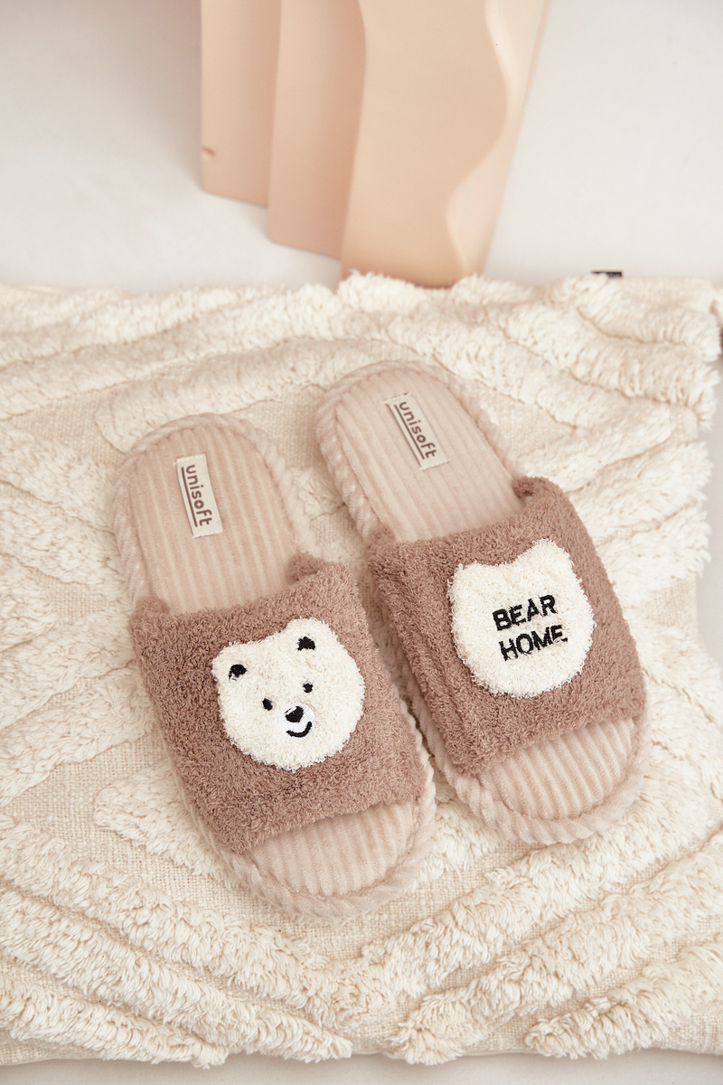 Women&#039;s slippers with a teddy bear brown lavetire