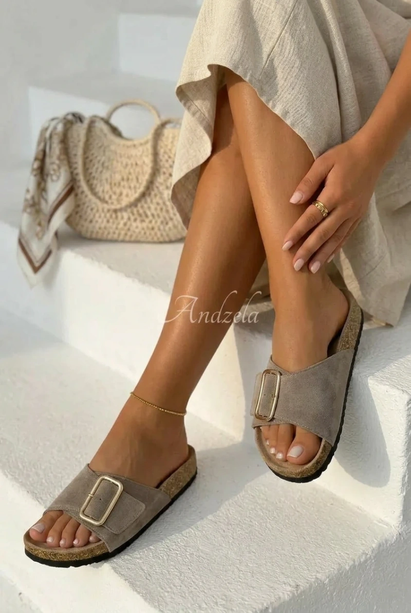 Dámske semišové šľapky Boto s prackou, tmavobežové