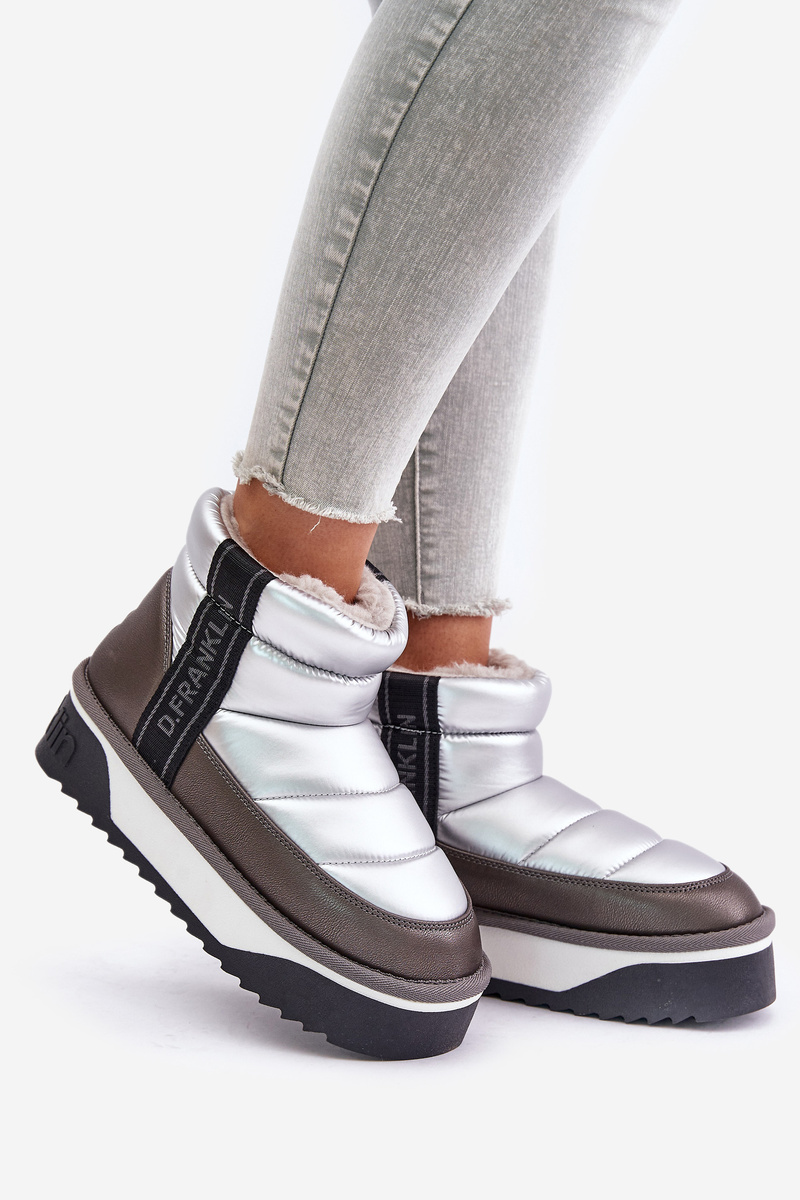 Low snow boots on thick sole D.Franklin Silver