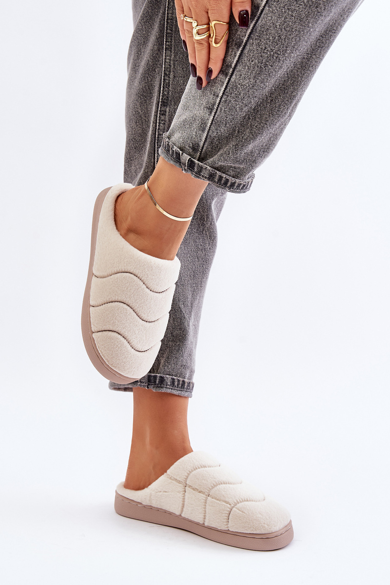 Futrzane Warm women&#039;s slippers beige Vamirae