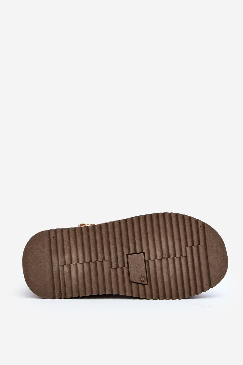 Papuci iarna de dama, Kesi