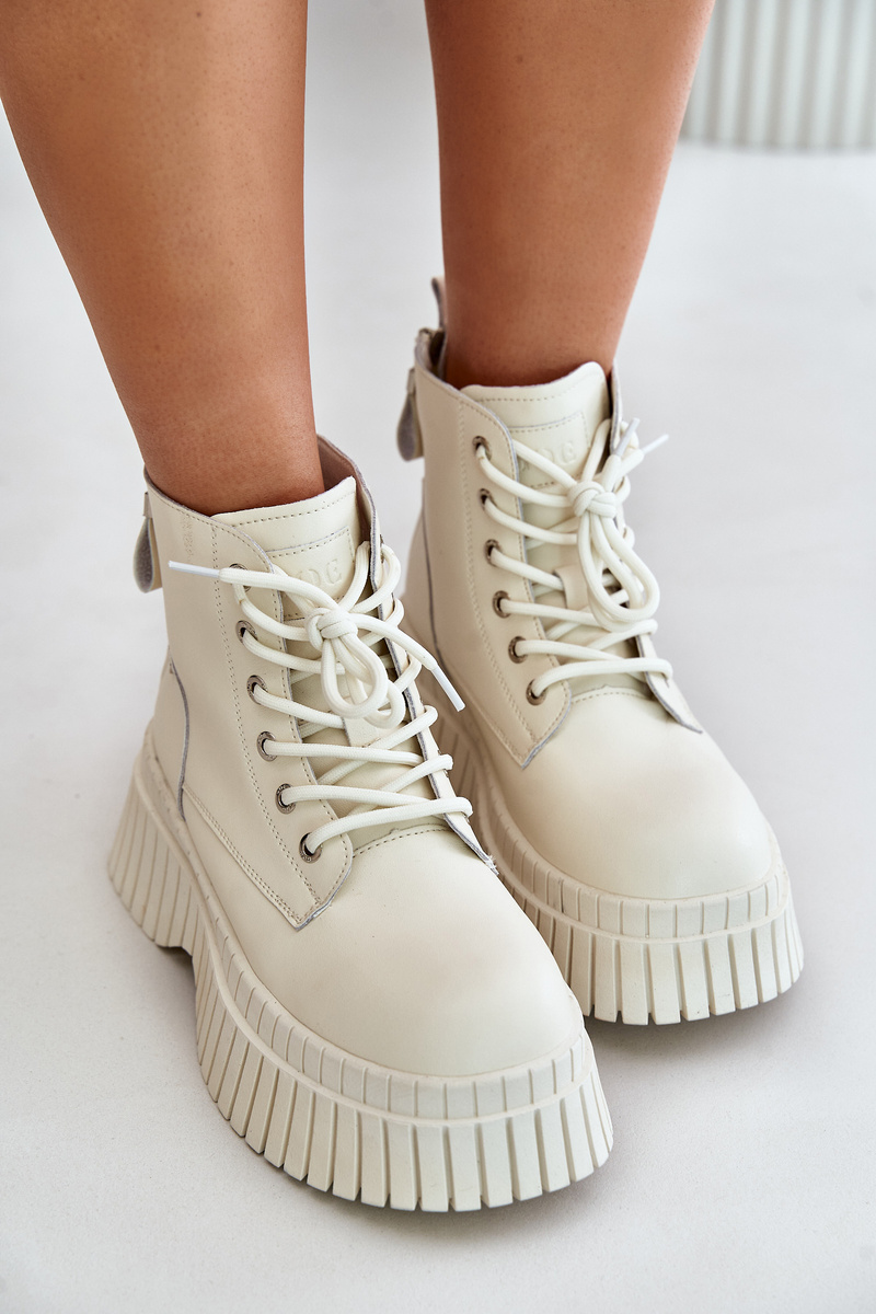 Insulated Leather Ankle Boots on a Solid Sole GOE Light Beige
