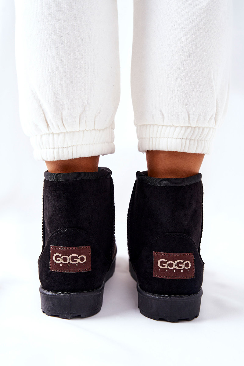 Snow Boots Isolated Fur Black Vicandi