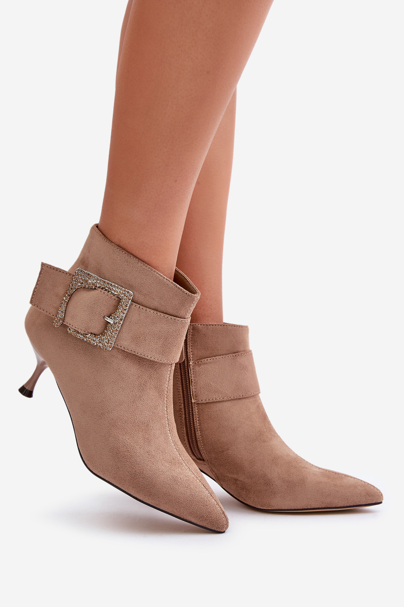 Women's ankle boots on stiletto heel with decorative buckle beige Nirilis