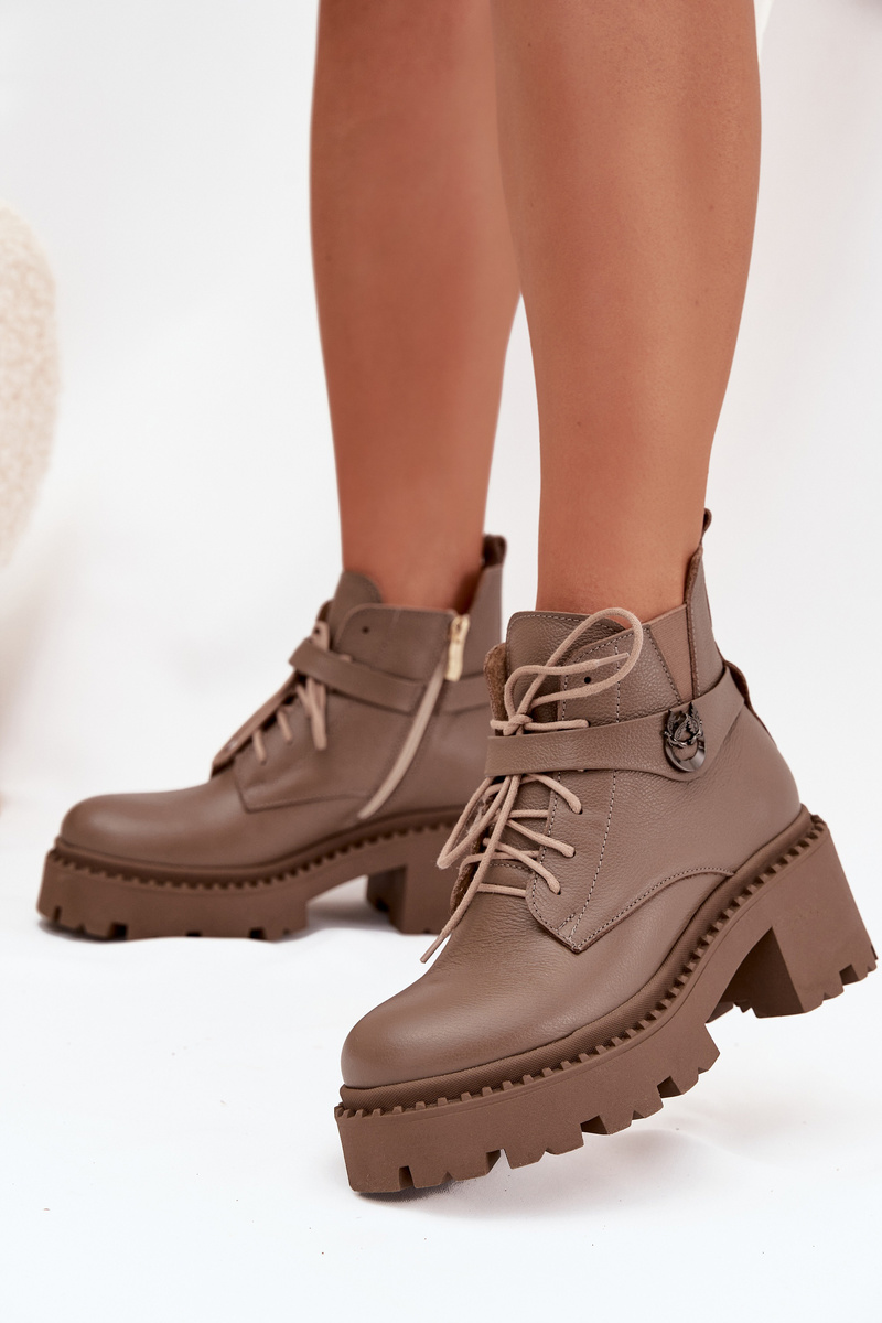 Kožené dámske čižmy na kline s ozdobným pásom podšité Zazoo