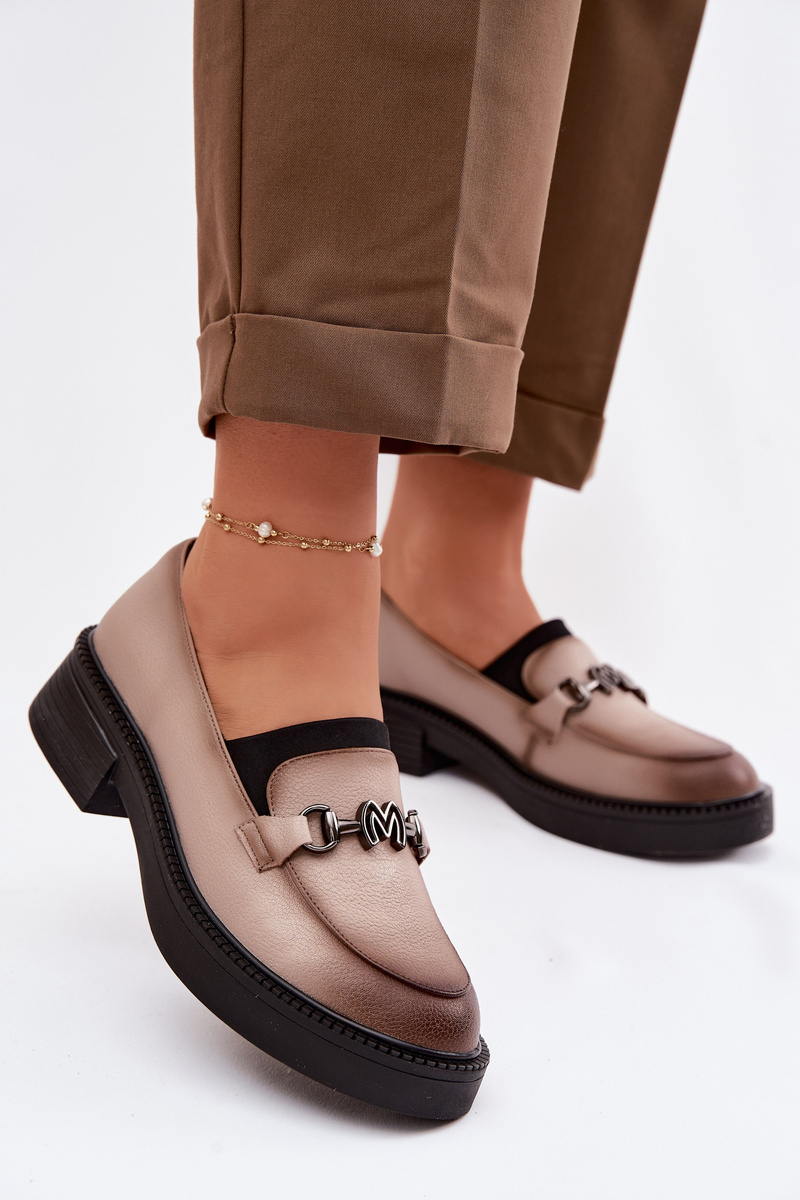 Дамски кожени мокасини с декорация Vinceza, бежови