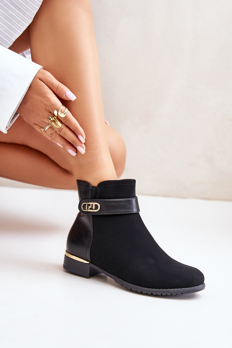 Insulated women's ankle boots with a flat heel with gold details Black Ravasira
