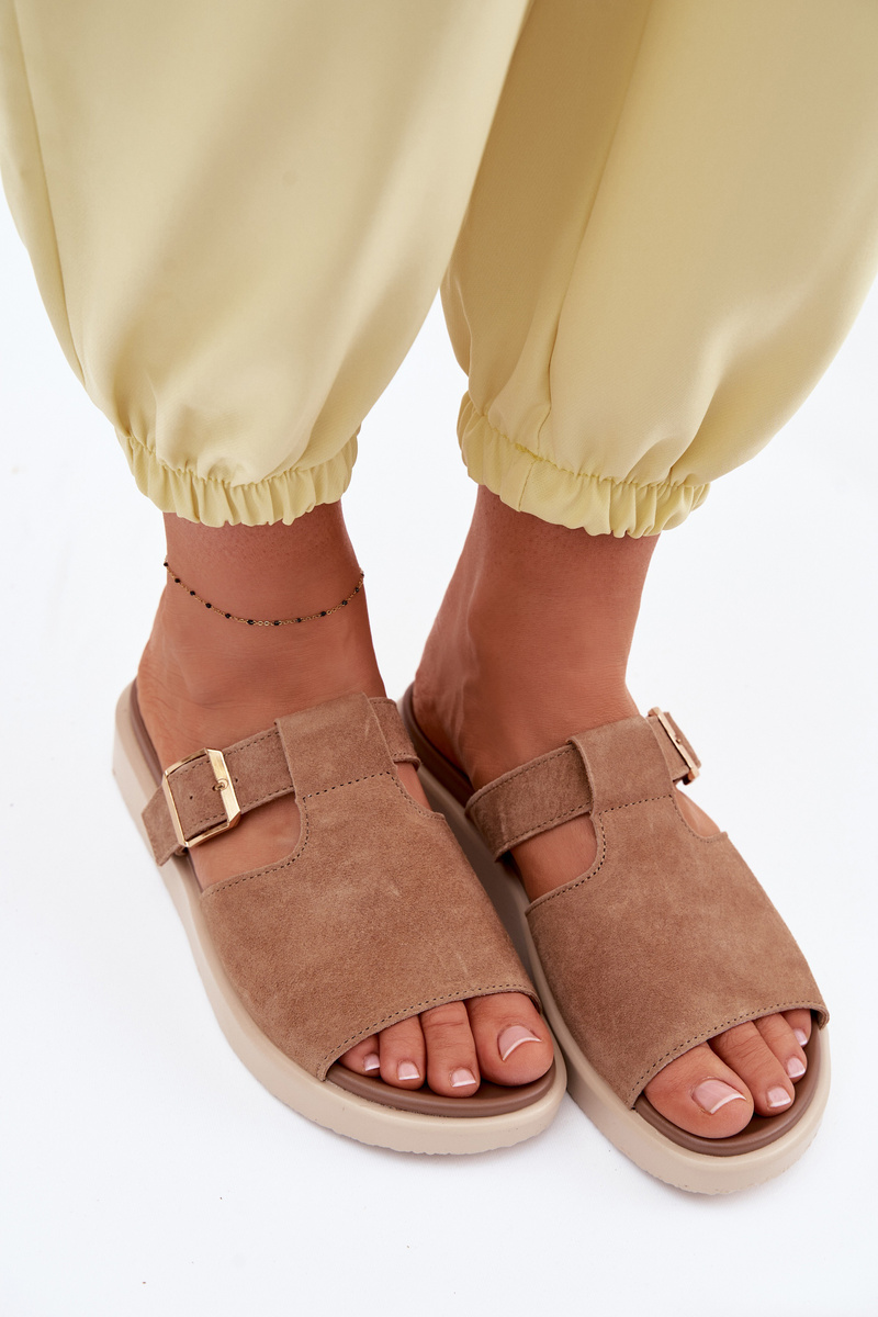 Dámske semišové šľapky na platforme Camel