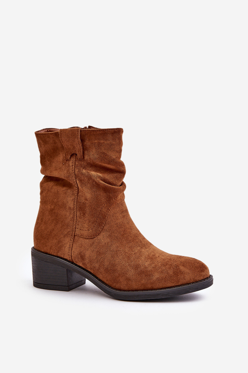 Insulated women's ankle boots with a gathered upper on a low heel Camel Zinanya
