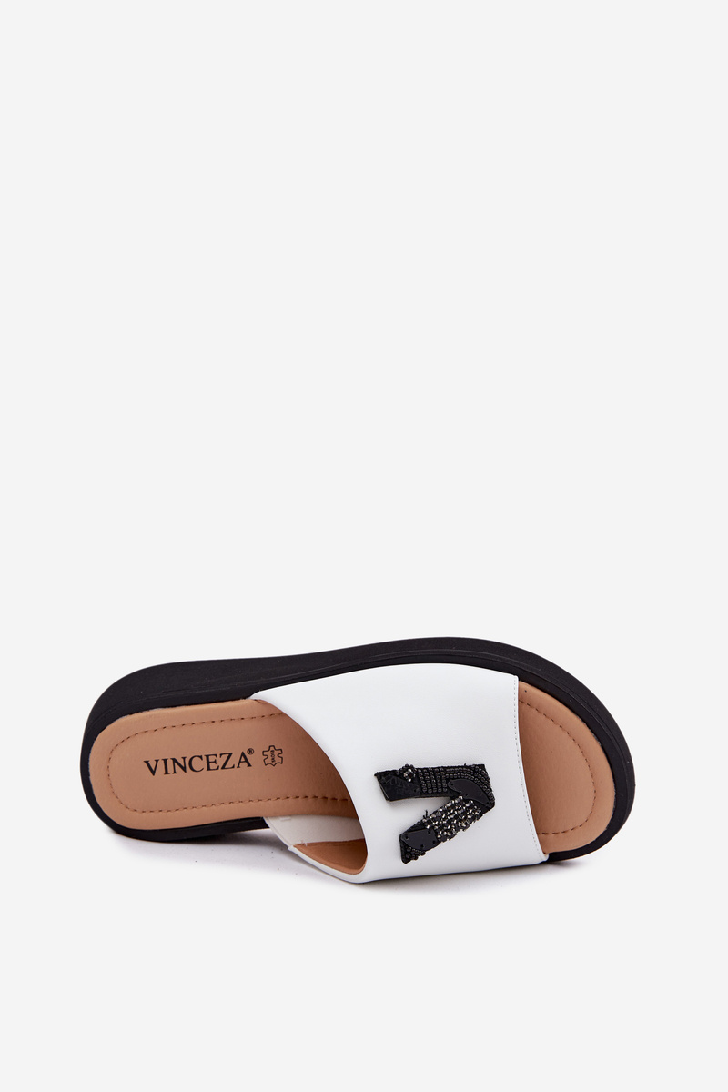 Kožené dámske šľapky Vinceza s písmenom V