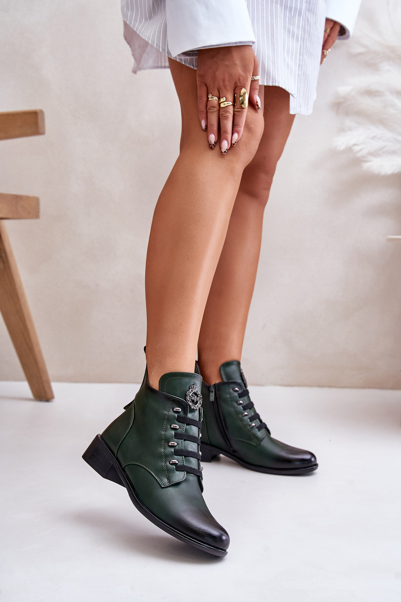 Low insulated ankle boots with zipper with green decoration Nevalia